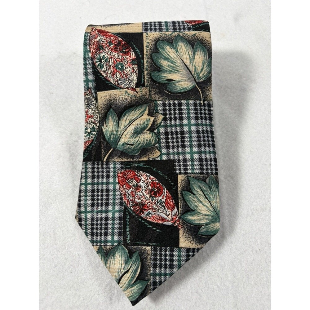 Wembley Springtime Floral Tie Made In USA 100% Polyester